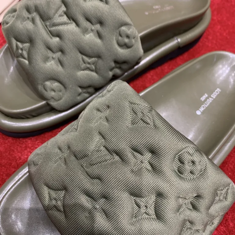 Louis Vuitton Shoe 